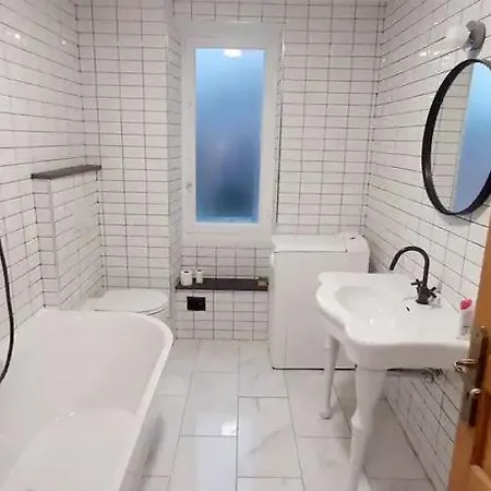 Elegant, Lumineux,central 2pieces A 200m De La Apartman Menton