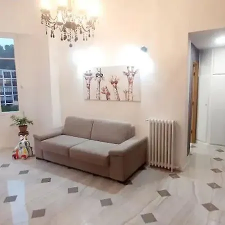 Apartment Elegant, Lumineux,central 2pieces A 200m De La Menton